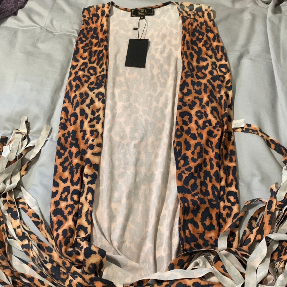 Leopard long fringe over shirt
